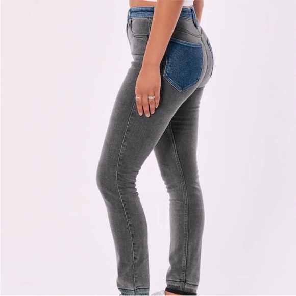 ULTRA HIGH-RISE BLACK CONTRAST WAIST SKINNY ANKLE JEAN SIZES 19S and 00L - Picture 2 of 10